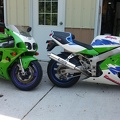 ZX7R and ZX7RR.jpg