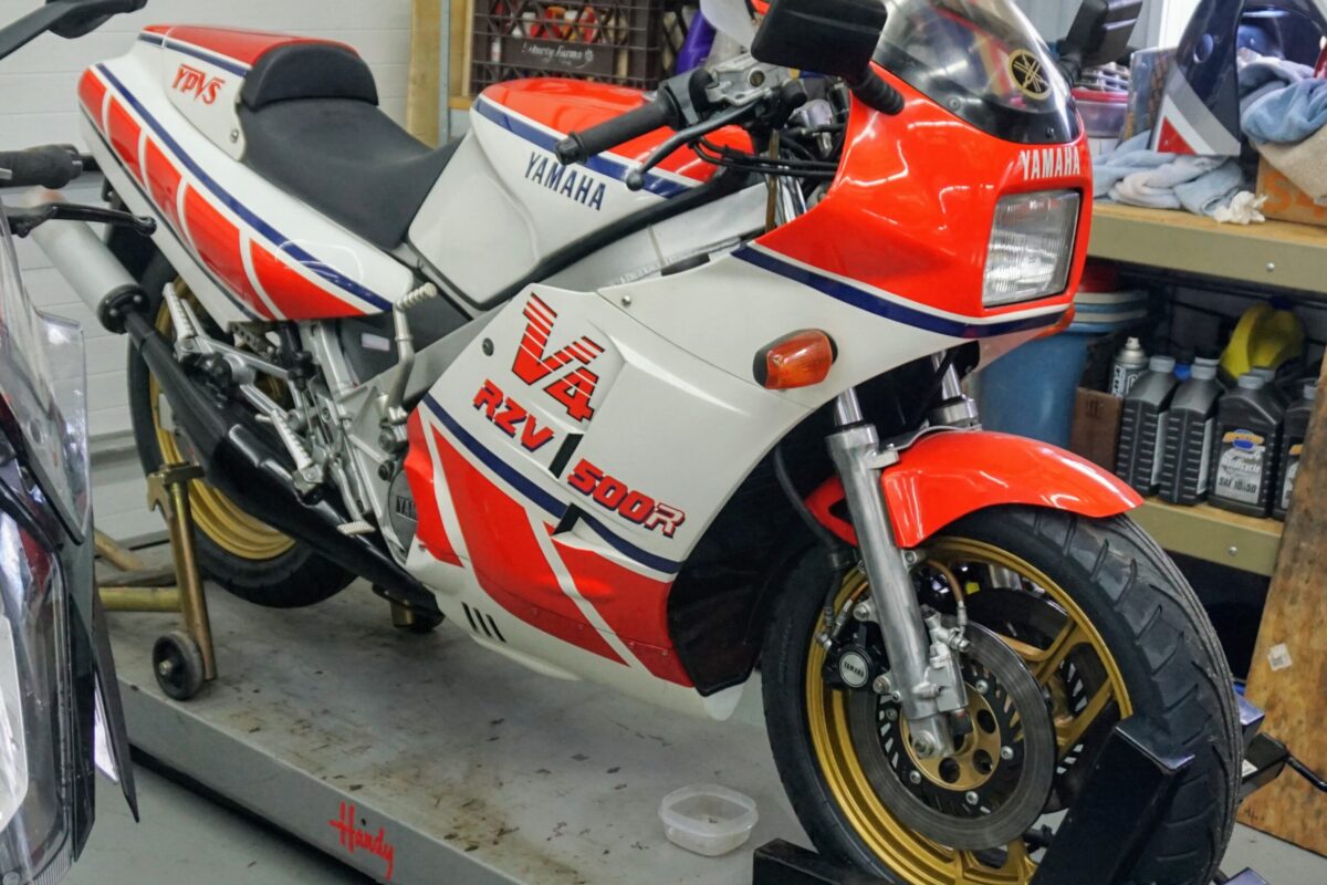 1984 Yamaha RZV500